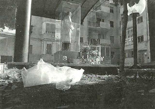 Le condizioni di piazzale Anita Garibaldi ieri mattina