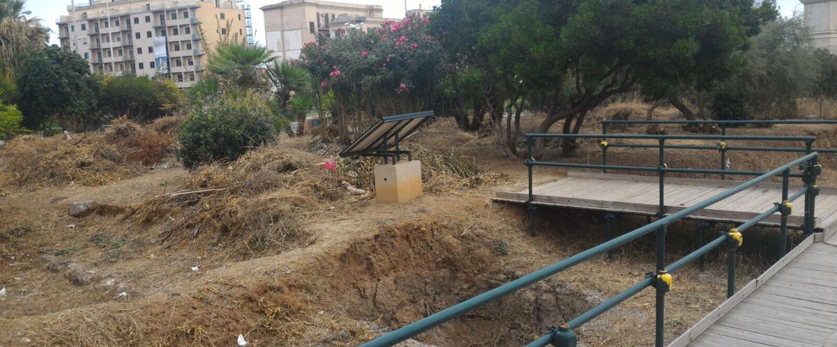 Rione San Pietro, ripulita l'area archeologica. Ma i cumuli di erbacce restano accatastati l�