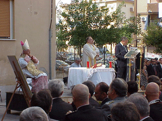 Celebrazione eucaristica davanti l'abitazione di don Pino Puglisi a P.zza Anita Garibaldi