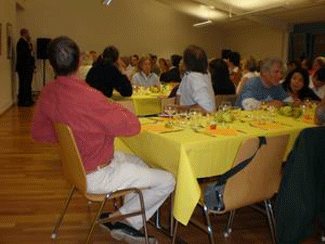 La cena di beneficienza a Muzzano organizzata in collaborazione con la Fondazione Nowomannolife