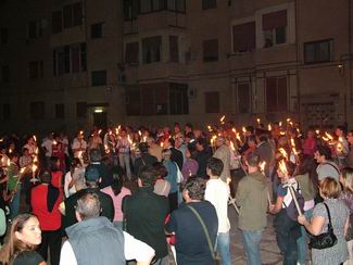 P.le Anita Garibaldi. Fiaccolata: �Finch� non sorge come stella la sua giustizia�