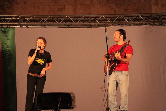 Serata Spettacolo Al Bab: momenti musicali con gruppo raggae 