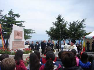 Un monumento a Padre Pino Puglisi a Cammarata