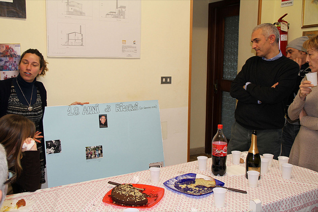Realizzazione di un cartellone con le foto dei momenti significativi vissuti al CPN da parte di ogni volontario e operatore