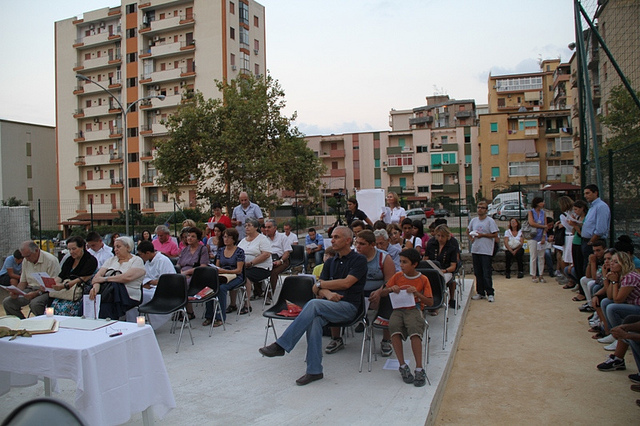 Alcuni momenti della celebrazione (Inaugurazione campo di calcetto 3P)