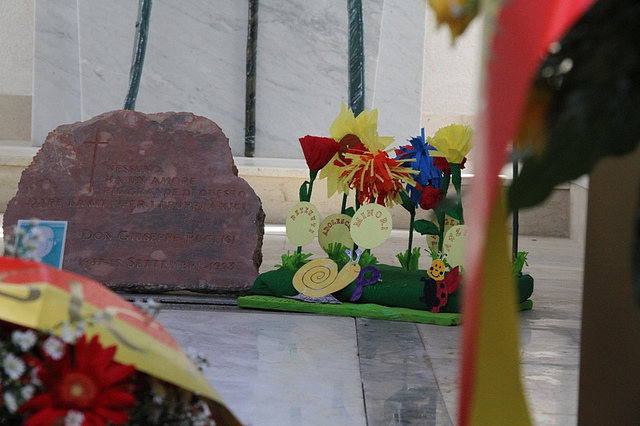 Il dono dei bambini di Brancaccio (Un fiore per Puglisi)