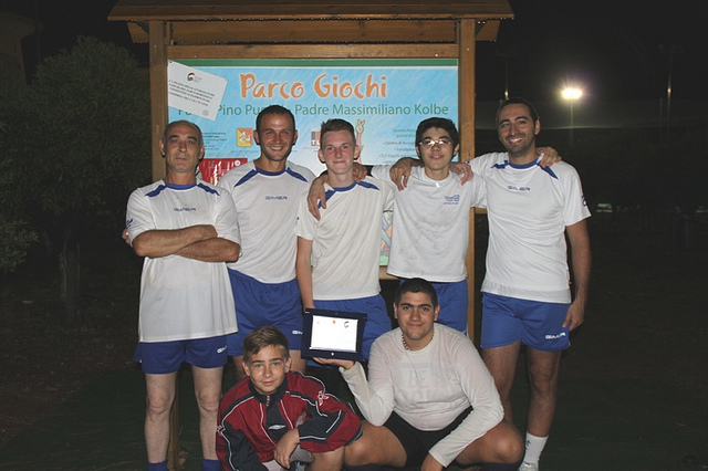 Squadra del Centro di Accoglienza Padre Nostro (2� Classificati)