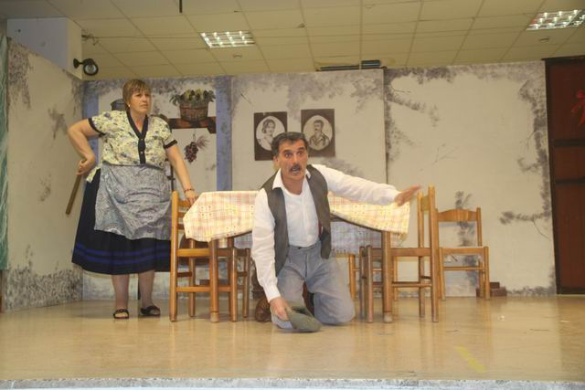 Commedia teatrale in siciliano portata in scena dalla compagnia 