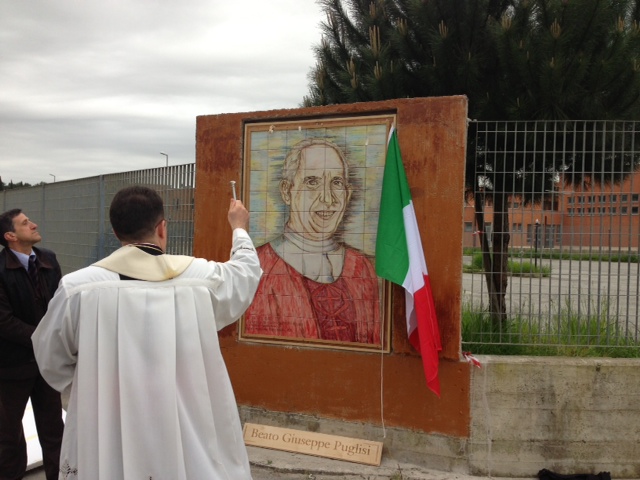 Benedizione della maiolica raffigurante Padre Pino Puglisi