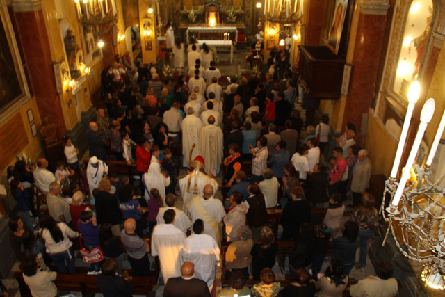 L'arrivo della processione in parrocchia
