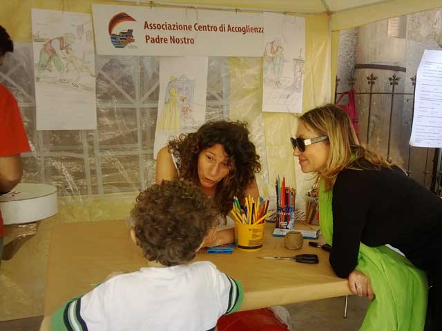 Laboratorio LA MATITA MAGICA a cura degli operatori del Centro di Accoglienza Padre Nostro