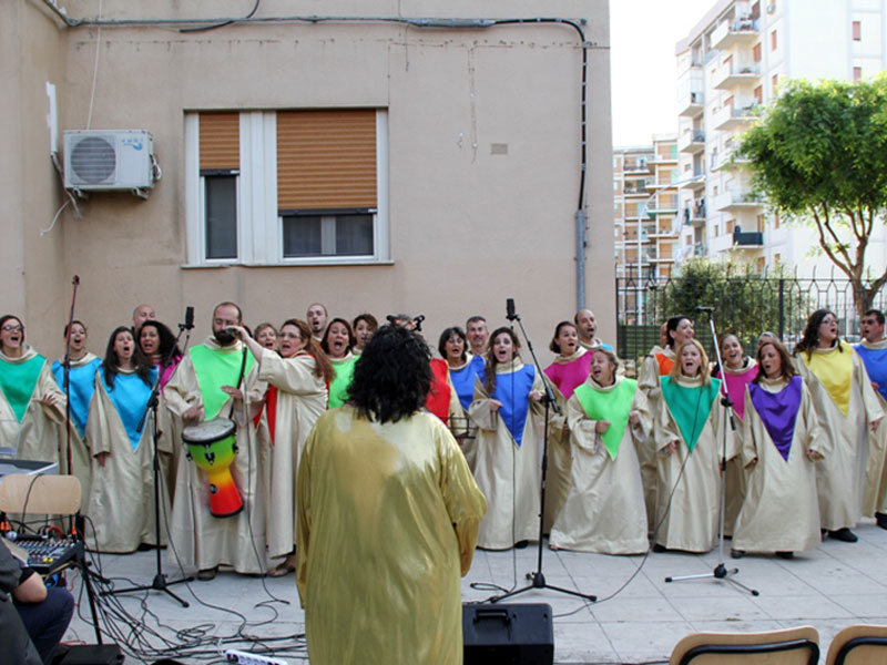 Gruppo Gospel The nightingales singers Ensemble, diretto da Agata De Luca