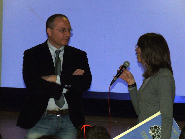 Ringraziamento al Dott. Di Cara da parte di Maria Pia Avara, Vicepresidente del Centro Padre Nostro