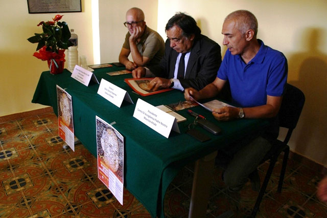 Conferenza stampa - Maurizio Artale, presidente del Centro di Accoglienza Padre Nostro; Prof. Leoluca Orlando, Sindaco di Palermo; Padre Maurizio Francoforte, parroco di San Gaetano