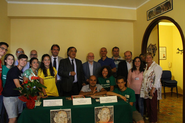 Conferenza stampa - foto di gruppo
