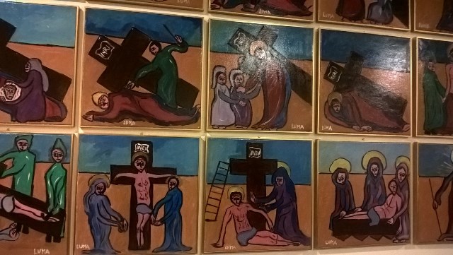 Mauri Lucchese dona i dipinti della Via Crucis alla Parrocchia Ges�, Giuseppe e Maria di Palermo