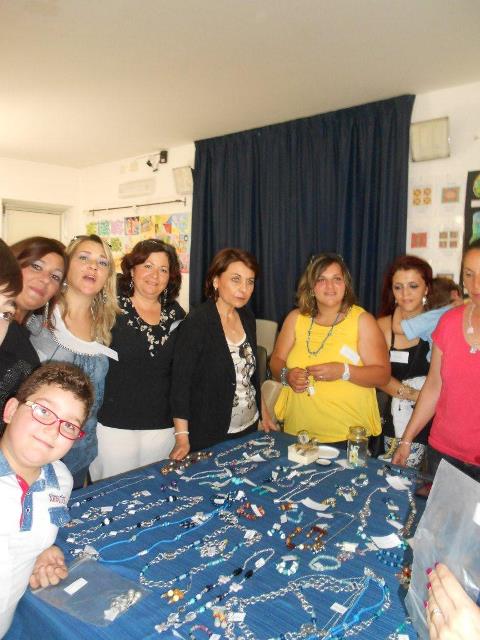 Iniziativa 'Mamme-Bijoux'
