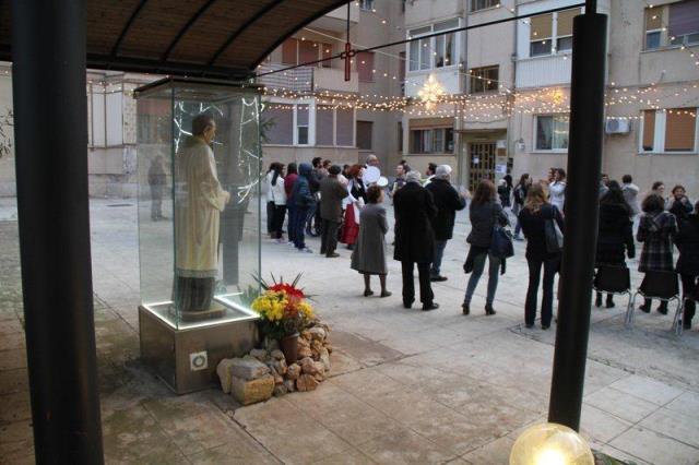 Natale in Casa Puglisi: p.le Anita Garibaldi