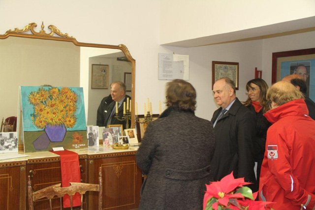 Un momento della visita di inaugurazione della Mostra Temporanea in Casa Puglisi
