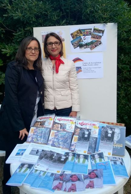 Stand presso la parrocchia Ges�, Maria e Giuseppe