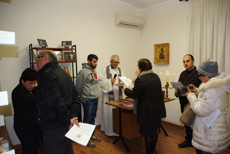 La Via Crucis sta per iniziare...