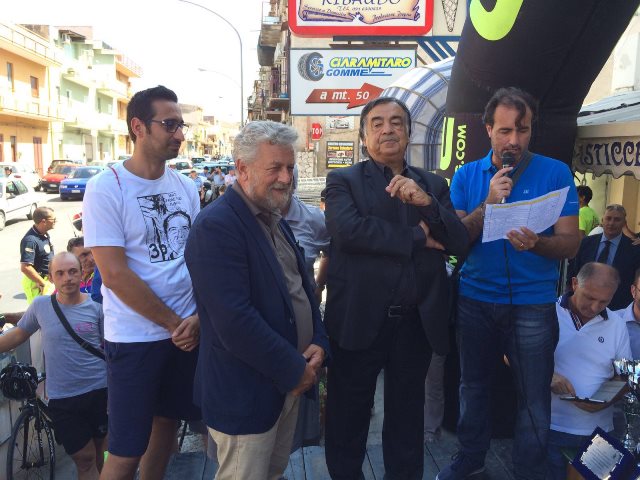 Cicloturistica 'Pedala per Palermo': Leoluca Orlando, Sindaco di Palermo; Giuseppe Gini, Assessore allo Sport; Antonio Tomaselli, Presidente della Seconda Circoscrizione