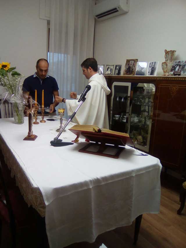 Celebrazione eucaristica presso la casa-museo del Beato Puglisi in occasione dell'esposizione della reliquia di San Domenico di Guzman. Frate Sergio Catalano