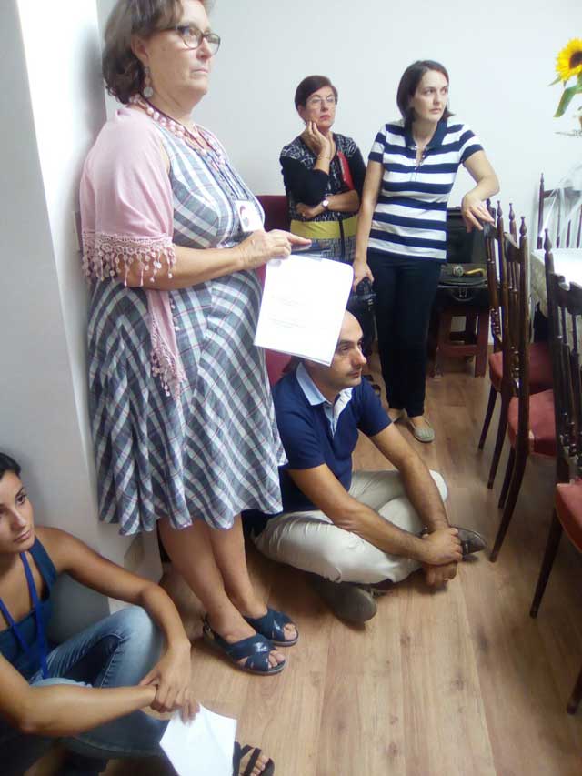 I volontari del Centro di Accoglienza Padre Nostro partecipano alla Celebrazione Eucaristica