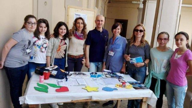 Manifestazione 'Merenda della Solidariet�' per raccogliere fondi per servizio socio-educativo a Brancaccio