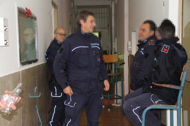 Gli agenti di Polizia Penitenziaria