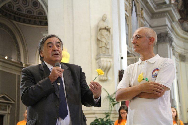 Un fiore per il Beato Puglisi in Cattedrale. Il Sindaco di Palermo e Maurizio Artale