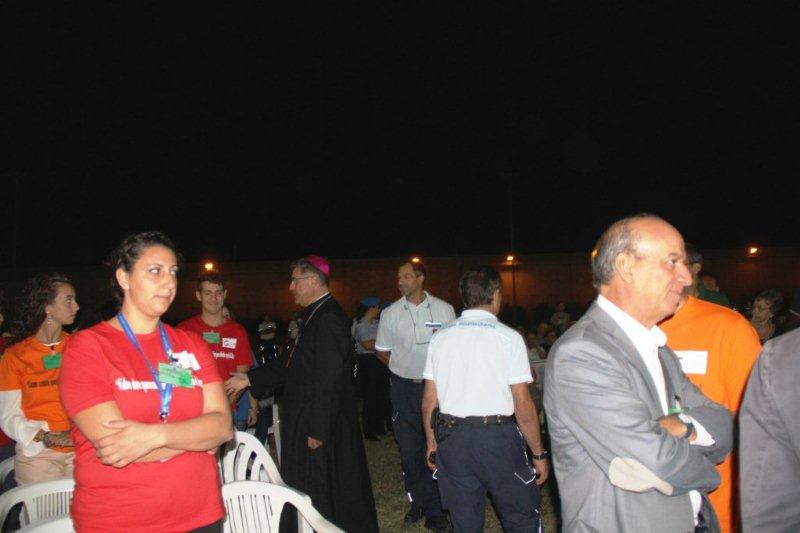 Mons. Corrado Lorefice saluta i volontari in servizio civile del Centro di Accoglienza Padre Nostro