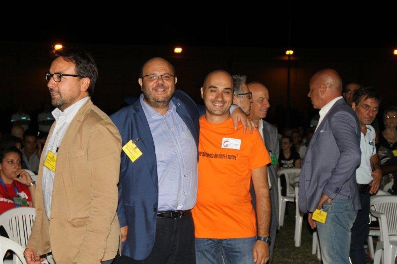 Iil Coordinatore del servizio sociale del Centro di Accoglienza Padre Nostro Domenico De Lisi insieme e Giuseppe Mattina, Assessore alla                             cittadinanza dell'abitare, beni comuni del Comune di Palermo