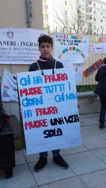 I cartelloni realizzati dagli studenti