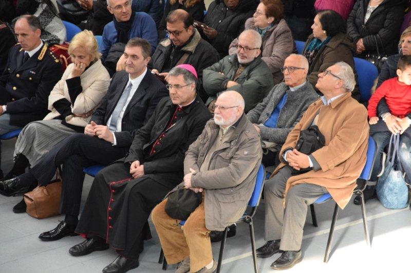 Mons. Corrado Lorefice,  Arcivescovo di Palermo; Francesco Puglisi, fratello del Beato; Andrea Tommaselli, Dirigente Scolastico