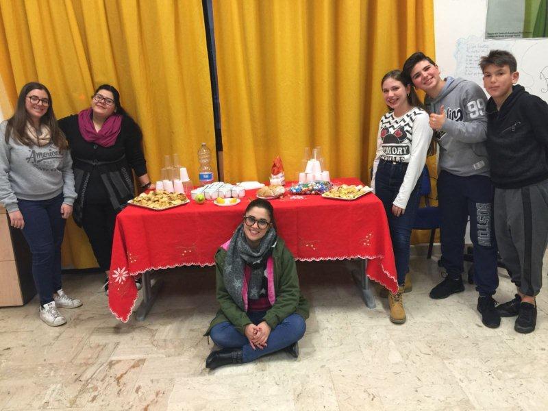 Animazione Festa di Natale alle famiglie condotta dai giovani e giovanissimi del Centro di Accoglienza Padre Nostro, 'I Ragazzi del Sogno di 3P' (20 dicembre)