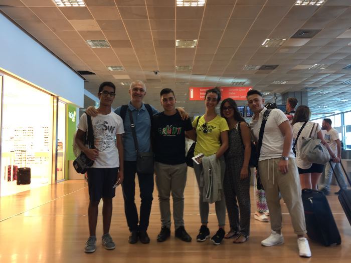 In aeroporto pronti a partire!