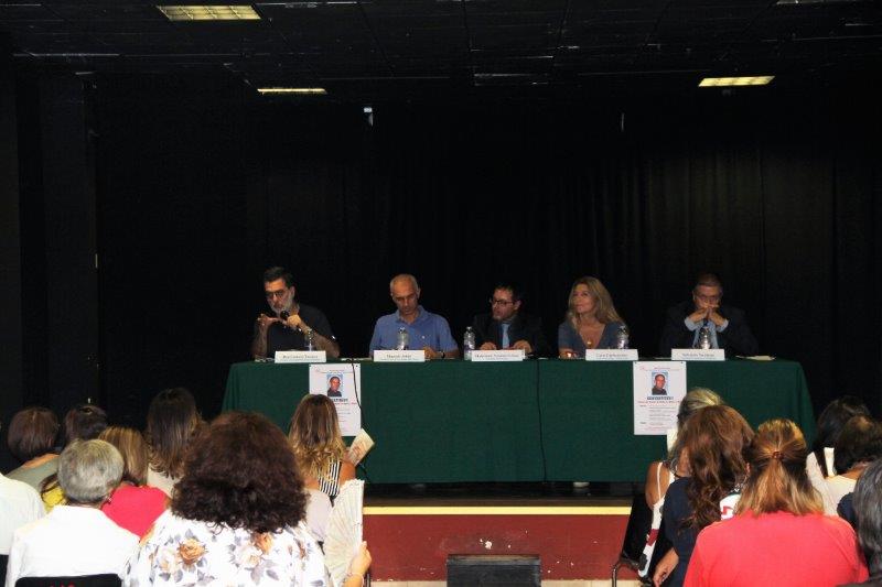 I relatori del Convegno: Don Carmelo Torcivia Direttore Ufficio Pastorale di Palermo; Maurizio Artale Presidente del Centro di Accoglienza Padre Nostro, Luisa Capitummino Associazione Erripa - Achille Grandi; Salvatore Taormina Fraternit� di  Comunione  e Liberazione Il moderatore Vincenzo Ceruso Comunit� di Sant'Egidio