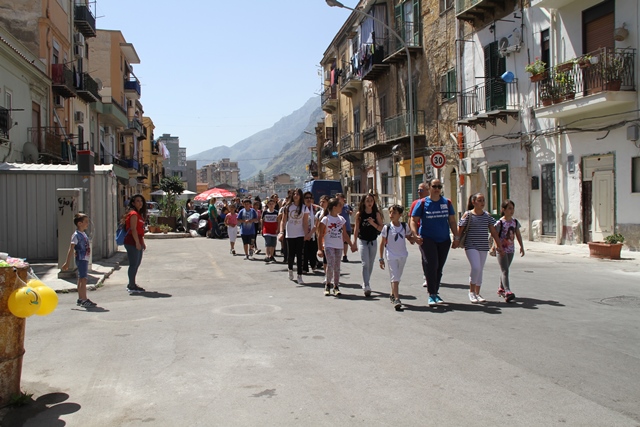 Momenti delle attivit� per le vie di Brancaccio