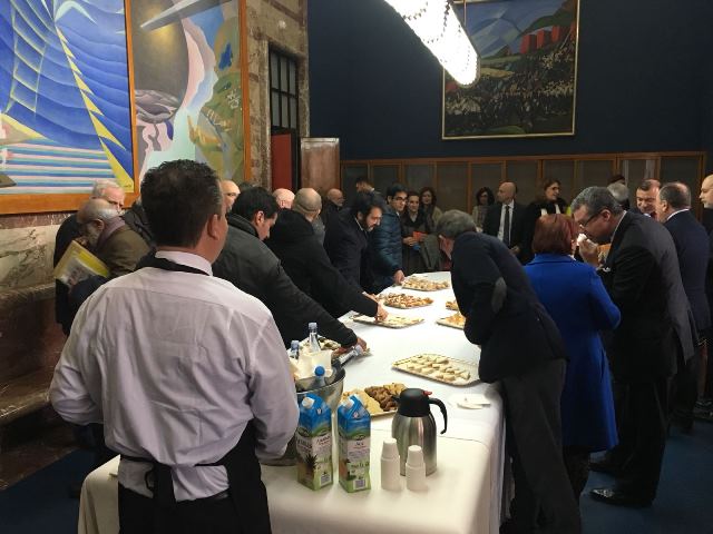 Momento buffet offerto dalle Poste italiane