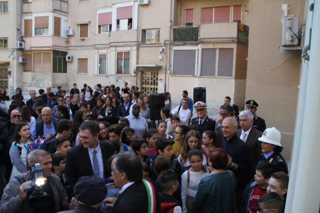 La grande partecipazione della gente alla cerimonia