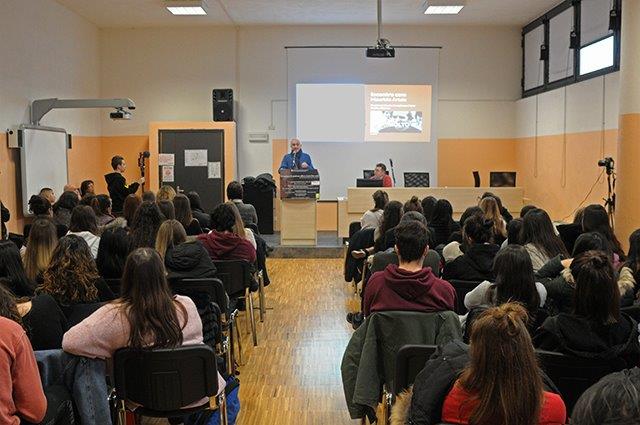 Convegno 'se ognuno fa qualcosa allora si pu� fare molto' presso Licei Giovanni di San Giovanni, Valdarno
