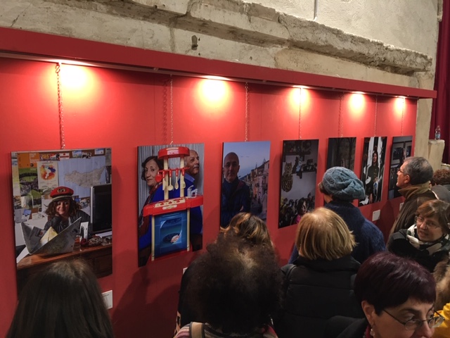 ostra fotografica 'ri-volti. venti ritratti, venti di rivoluzione'
