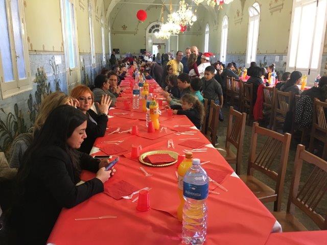 Momenti del pranzo di Natale