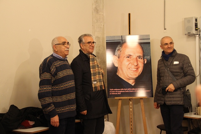 Scambio di visite con l'Associazione Astalli: l'immagine del Beato Puglisi donata dal Centro Padre Nostro