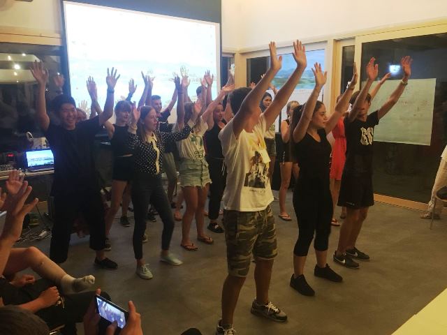 Animazione a cura dei nostri ragazzi durante la serata di presentazione del nostro Paese
