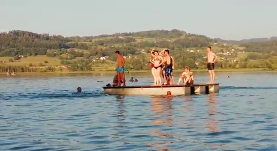 Nuotata  al Lago di Pf�ffikon