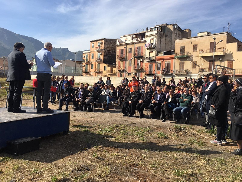 Il Centro di Accoglienza Padre Nostro consegna il progetto definitivo dell'asilo nido 'I piccoli di 3P' al Comune di Palermo