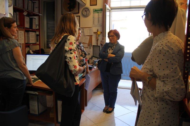 Visita del Prefetto, Dott.ssa Antonella De Miro, alla sede legale del Centro di Accoglienza Padre Nostro