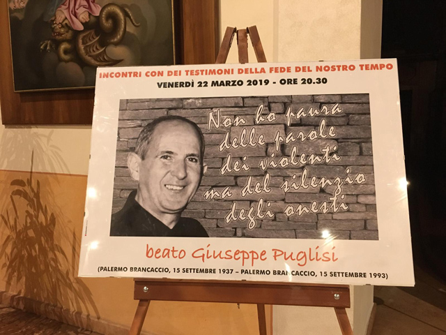 La testimonianza di Maurizio Artale a Cles presso il convento di Sant'Antonio dei Padri Francescani a Cles (TN)